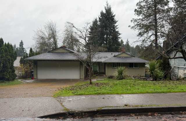 Photo of Beautiful 4 bedroom, 3 bathroom home in Eugene!