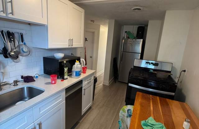 spacious 2bed in Allston