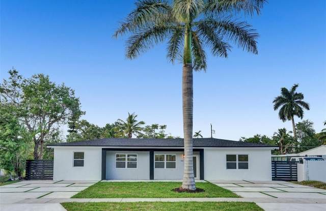 515 NE 142nd St - 515 Northeast 142nd Street, North Miami, FL 33161