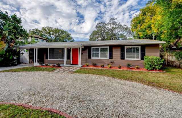 4117 W BAY TO BAY BOULEVARD