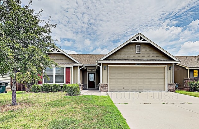 10907 N 117th East Ave - 10907 North 117th East Avenue, Owasso, OK 74055