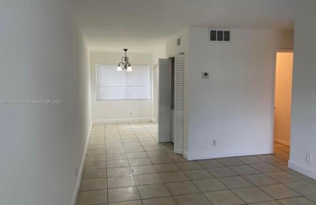 Photo of 845 NW 46th Ave