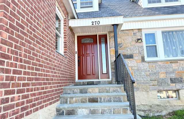 270 Gainsborg Avenue E