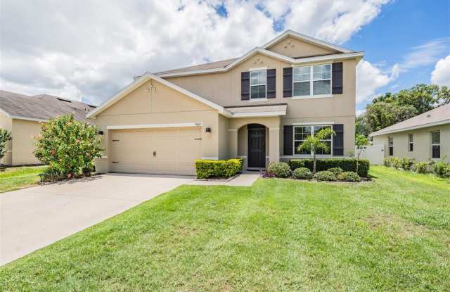 9614 TRONCAIS CIRCLE