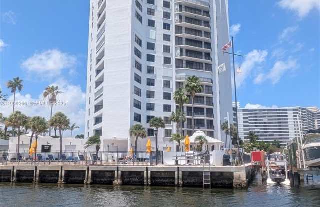 300 Three Islands Blvd