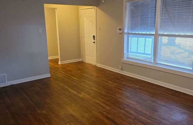 1811 W College Street Sherman, TX 75092-5321