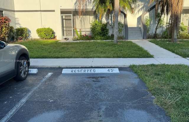 Photo of 161 Lakeview Dr