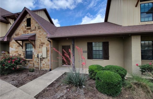 3219 Sergeant Drive - 3219 Sergeant Drive, College Station, TX 77845