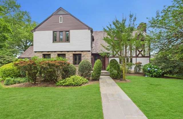 Photo of 75 Lord Kitchener Road