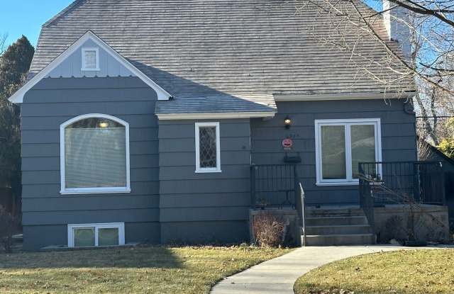North End Dream! 4 Bed 2.75 Bath