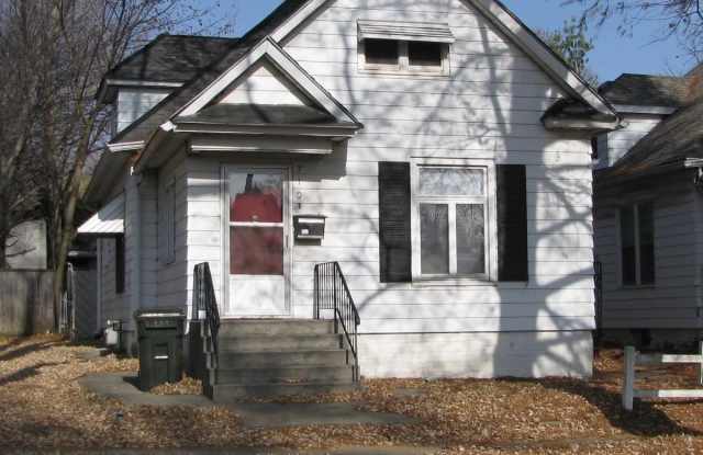 710 W. Stoughton St.