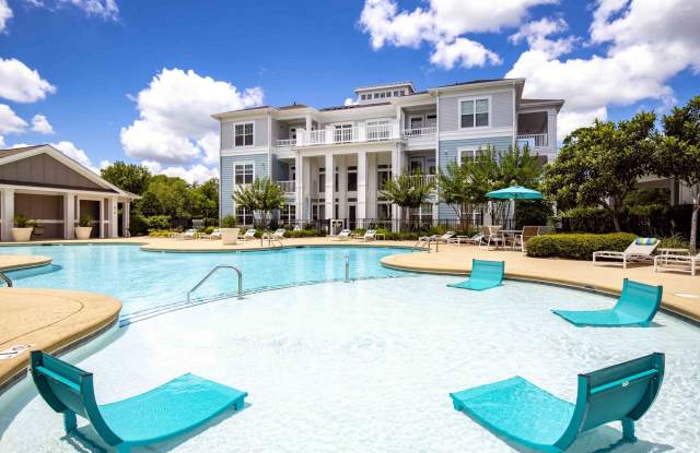 Photo of Headwaters at Autumn Hall