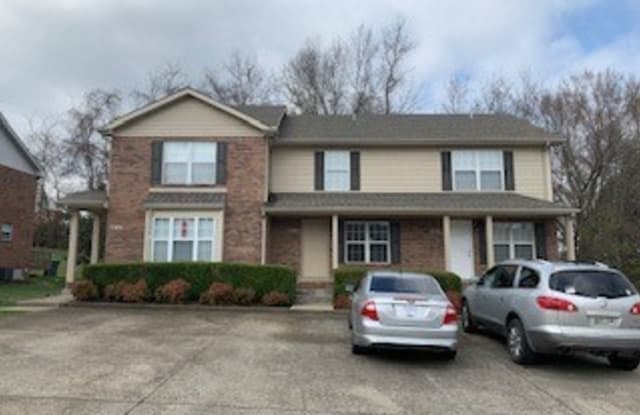 813 Hidden Spring Dr - 813 Hidden Springs Drive, Clarksville, TN 37042