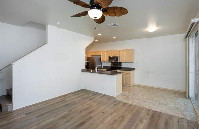 91-1001 Keaunui Drive unit: 413