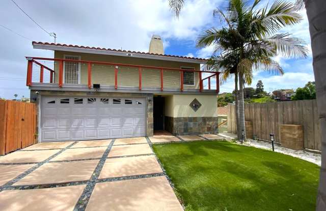 AVAILABLE NOW! Stunning Tri-Level Point Loma Home! Pool! Two Car Garage! - 3550 Wawona Drive, San Diego, CA 92106