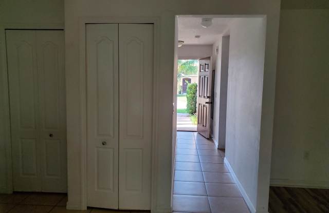 1836 Eagle Pines Circle