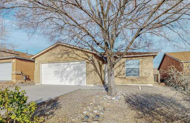 1884 Mesa Grande Loop Northeast