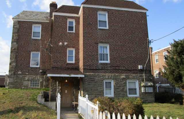 Photo of 1323 HELLERMAN Street unit: 1 - Main Floor
