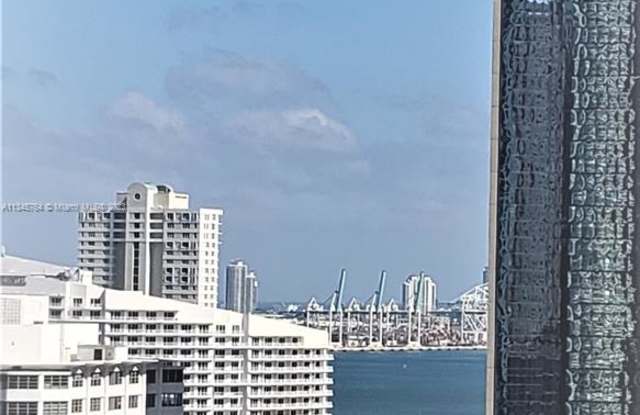 1050 Brickell Ave photos photos