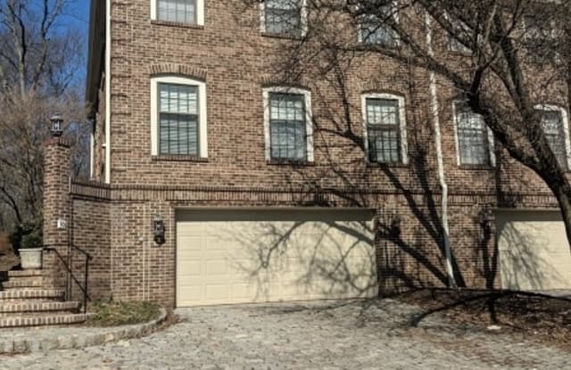 10 CASPER CT - 10 Casper Court, Florham Park, NJ 07932