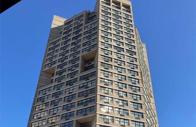 Photo of 7002 John F Kennedy Boulevard 11B