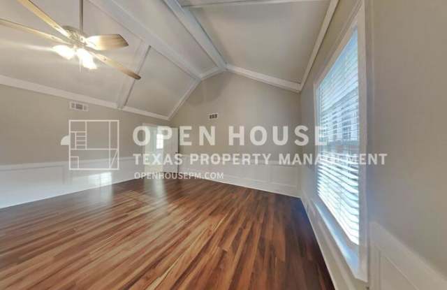 506 Daisy Nash Drive Southwest