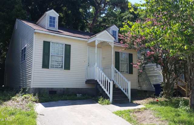 717 Varsity Drive