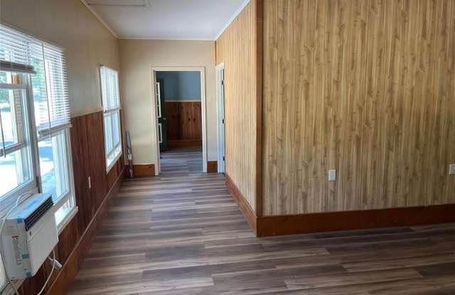 7128 DAWSONVILLE Highway