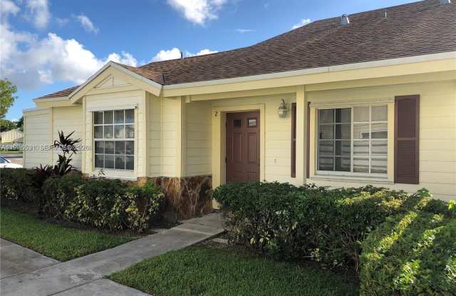 13749 SW 147th Circle Ln