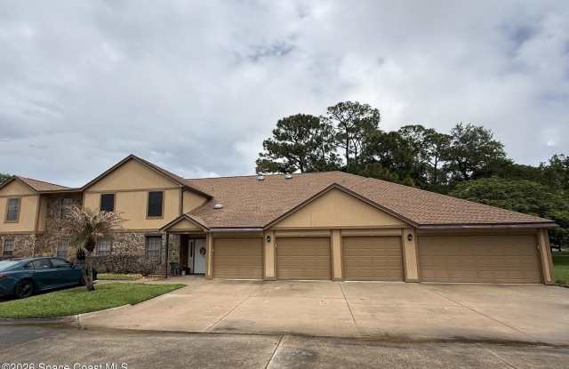 9032 Manchester Lane