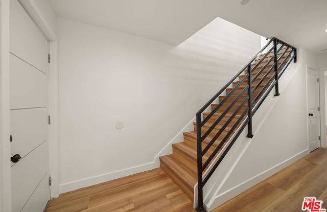 Photo of 8664 Cadillac Avenue