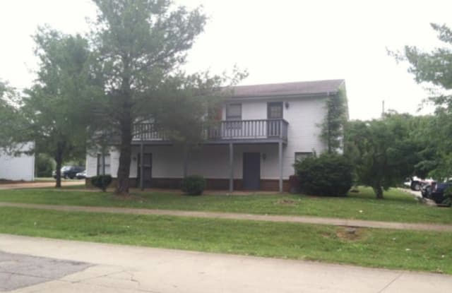 1504 Pin Oak Court #15 - 1504 Pin Oak Court, Radcliff, KY 40160