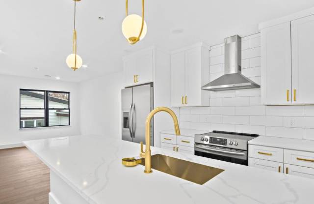 Photo of 127 East Cottage St.