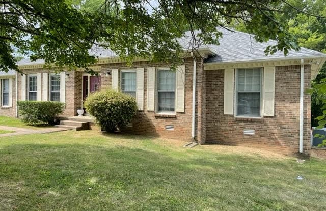 200 A Hunter Dr - 200 Hunter Drive, Columbia, TN 38401