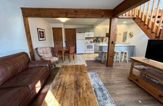 Winter Seasonal Lease! Sun filled, furnished and ready for you!