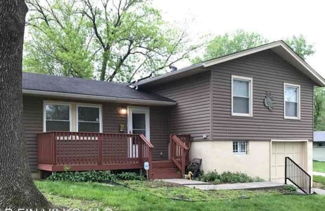 4020 E 47Th St - 4020 East 47th Street, Kansas City, MO 64130