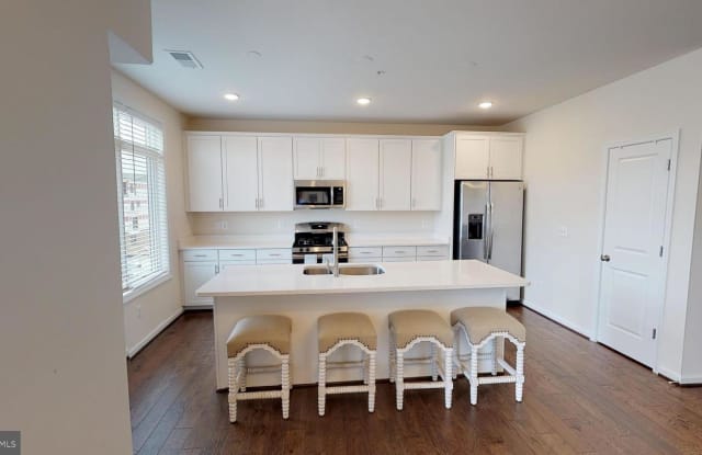 1200 RIBBON LIMESTONE TER SE #C201 - 1200 Ribbon Limestone Ter SE, Leesburg, VA 20175