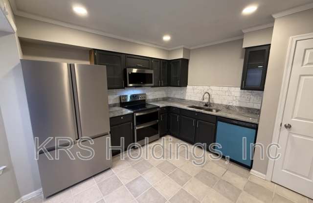 146 Corwin Cir, Hampton