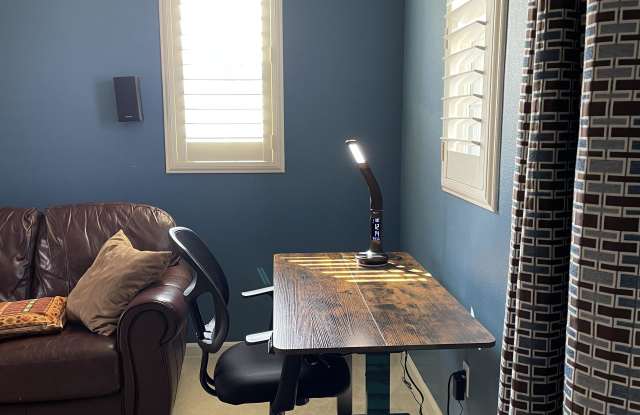 3123 Sweetviolet Drive