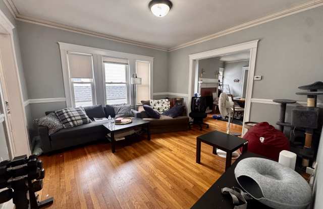 19 Burton St