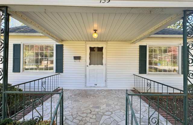 Statesville - 3BR/2BA + Carport