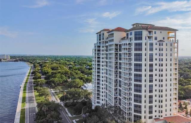 Photo of 4201 BAYSHORE BOULEVARD