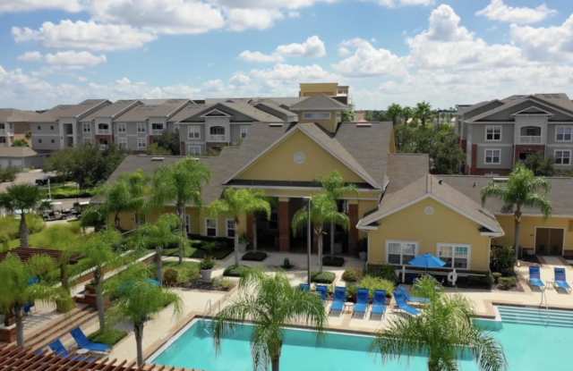 Photo of Town Center at Lakeside Village Apartments