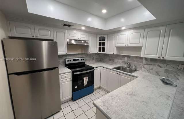 2605 NW 47th Ter