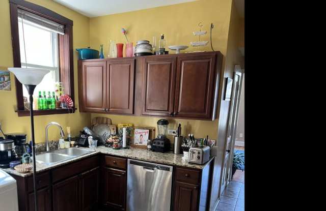 1839 North Hermitage