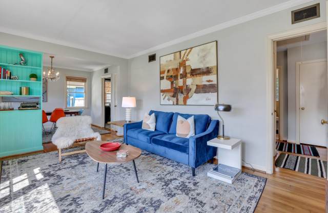 Photo of 1810 E 32nd St