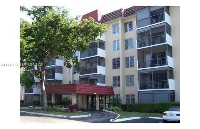 Photo of 4158 Inverrary Dr