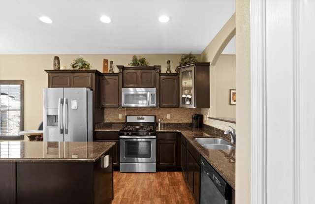 12709 Cozy Cove Avenue