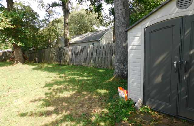611 Center Drive