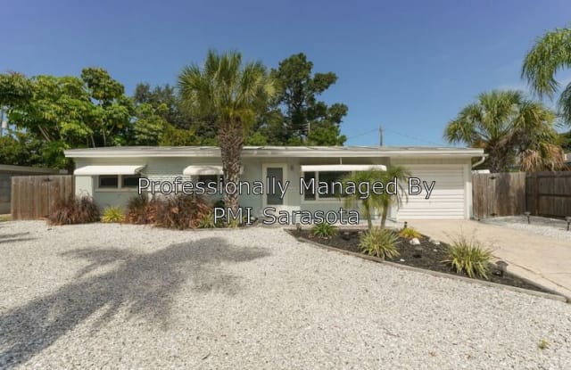 6608 Clemson St - 6608 Clemson Street, Bayshore Gardens, FL 34207